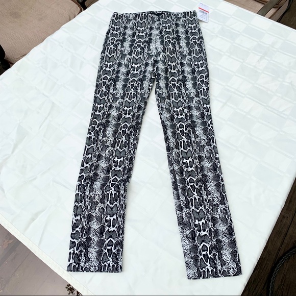 Karen Kane Sky Country Piper Pants - Picture 6 of 8